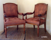 Paire de fauteuils de style Louis XVI
