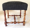 Tabouret de style Louis XIII